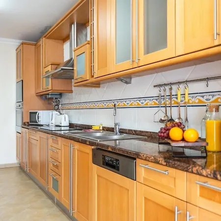 Apartamento Oura Sunrise 3b - Sea View & Oura & Location
